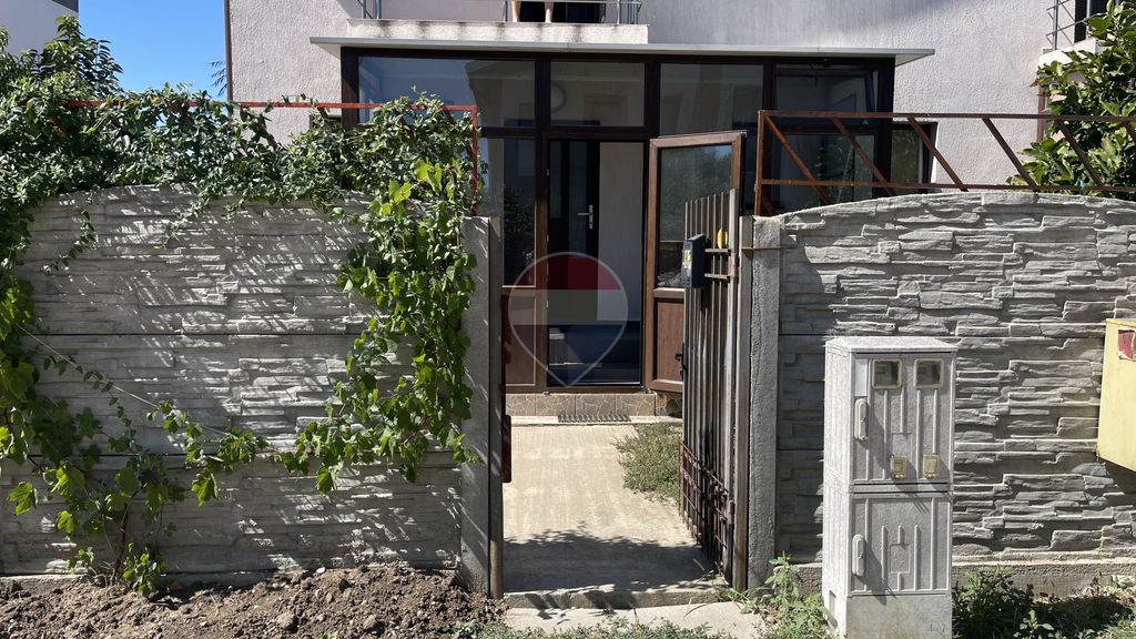 De Vanzare Apartament 72mp, Berceni – Str. Pomarla