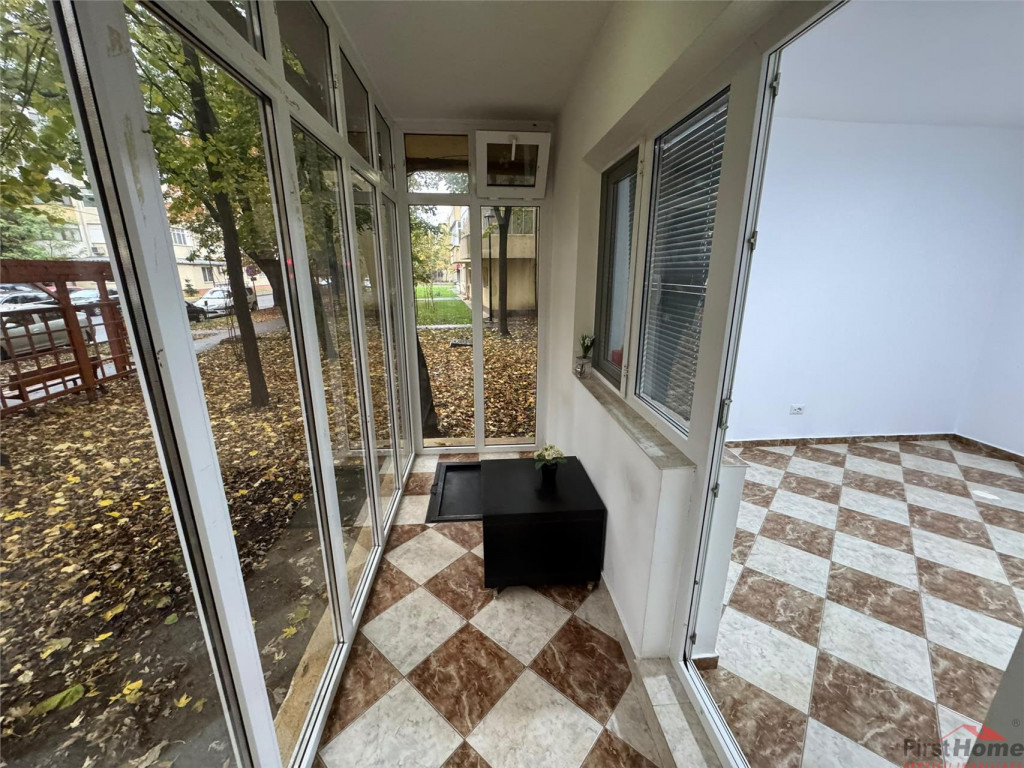 Birouri / Spatiu de inchiriat, zona Alexandru Vlahuta.