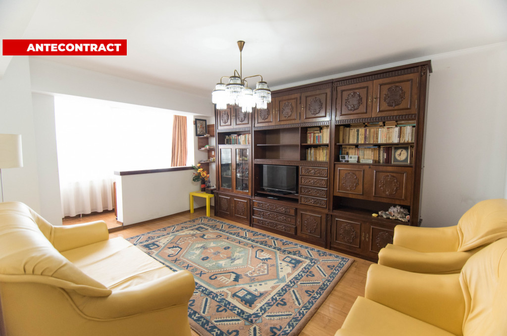 Apartament 3 camere decomandat I.C. Brătianu, Pitesti