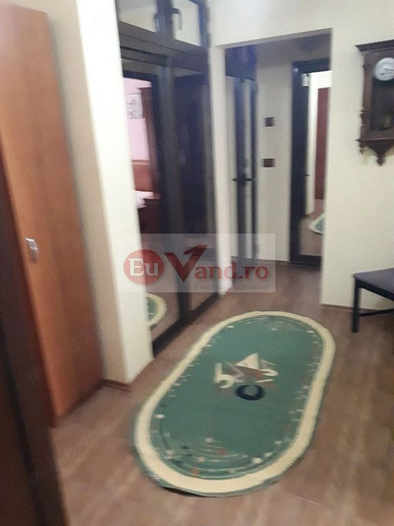 De închiriat apartament cu 2 camere, zona Doja, et. 1, 350 euro
