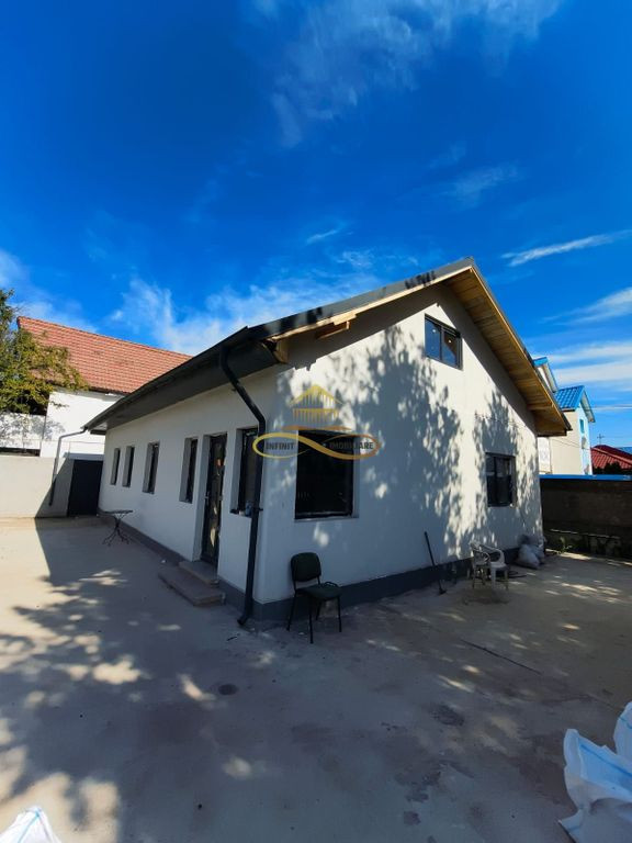 Casă în oraș la preț de apartament!