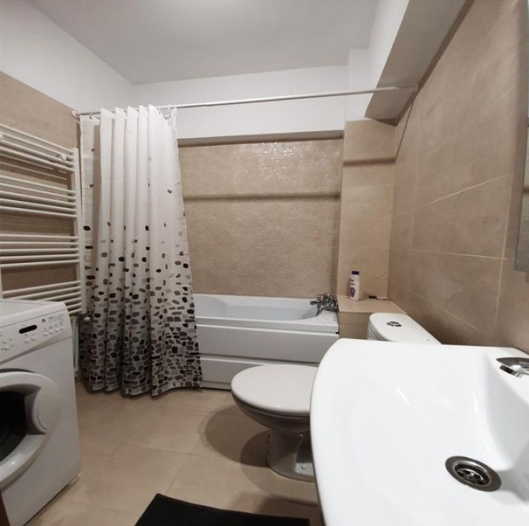 Apartament 3 camere de închiriat în zona Tomis II – mobi