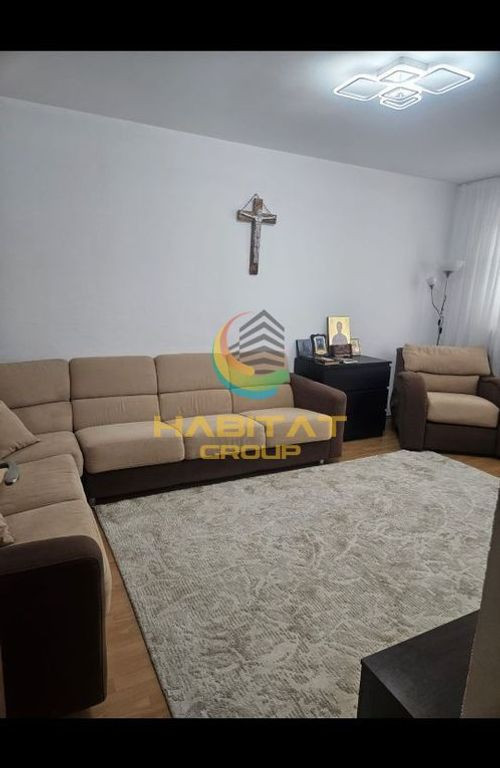 Brancoveanu piata Covasna vanzare 3camere renovat decomandat