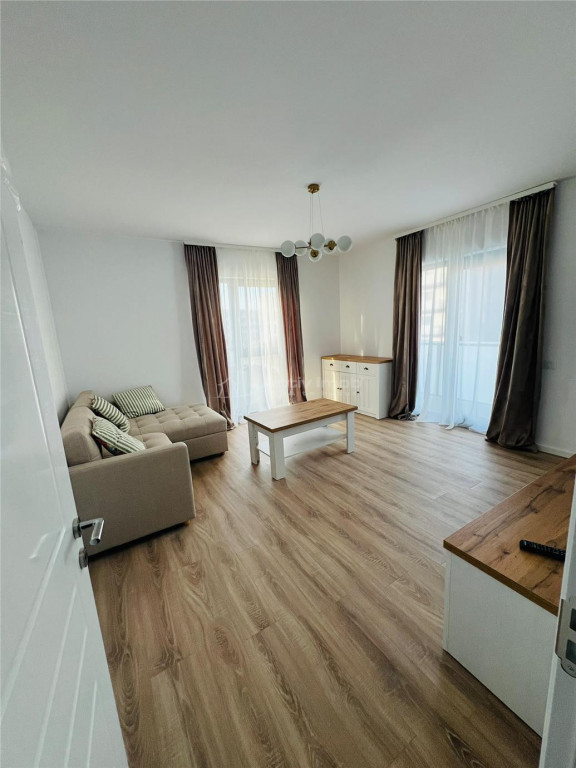 Apartament - 2 camere - Cristian