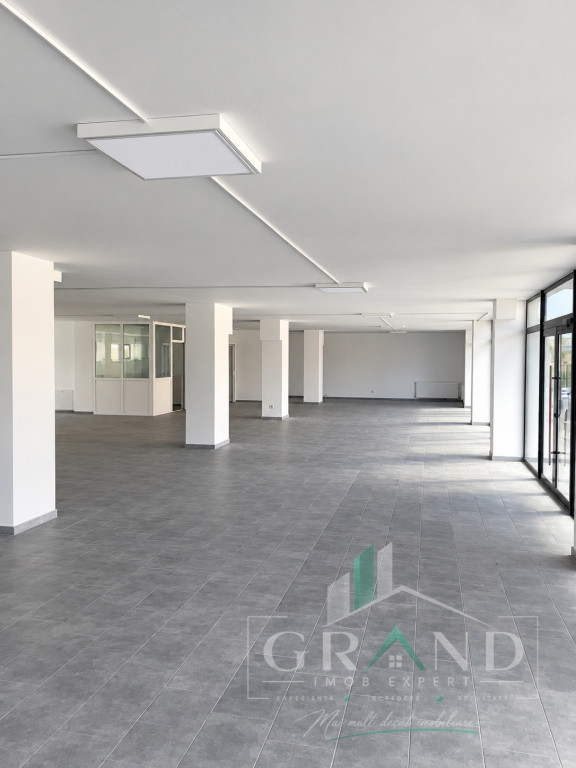Spațiu Comercial de închiriat | 612 mp+Terasă | 10 Parcă
