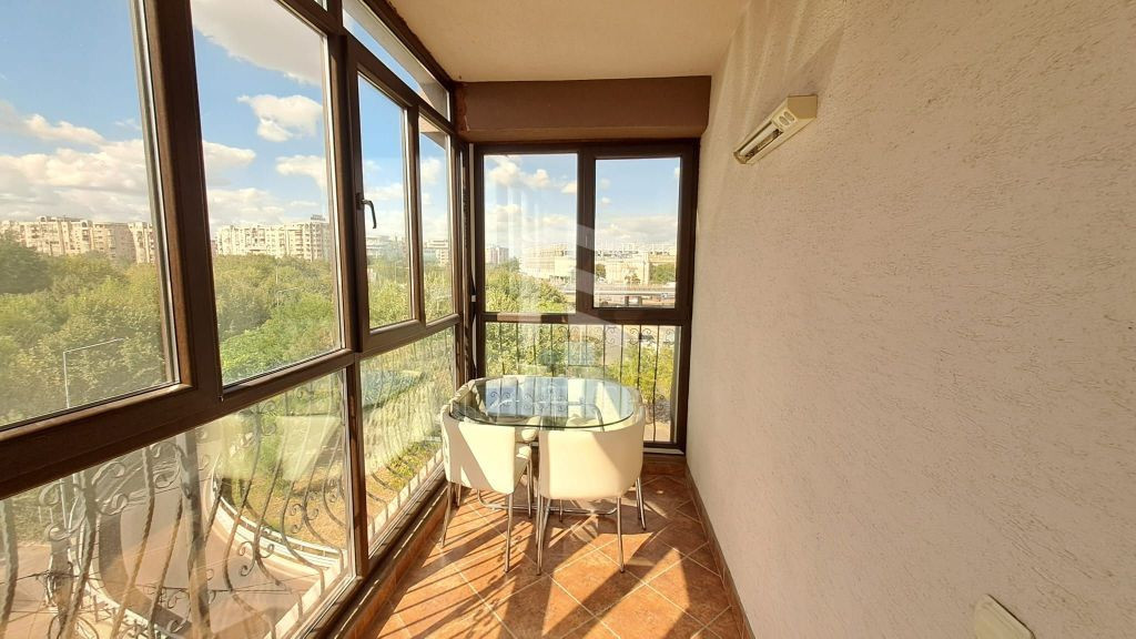 Apartament 2 camere | Loc de parcare| Metrou Crangasi