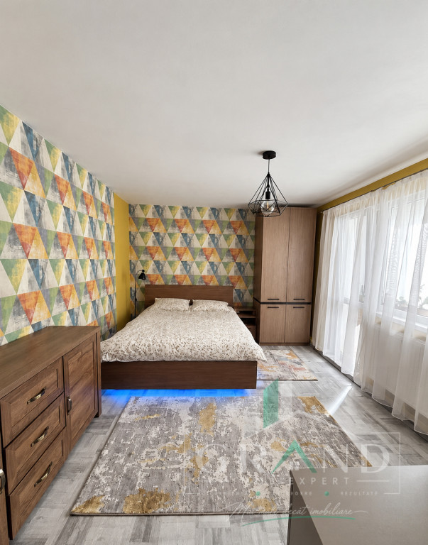 3 CAMERE | 62,4 MP | 2 BECIURI | BALCON ÎNCHIS | MĂNĂȘTU