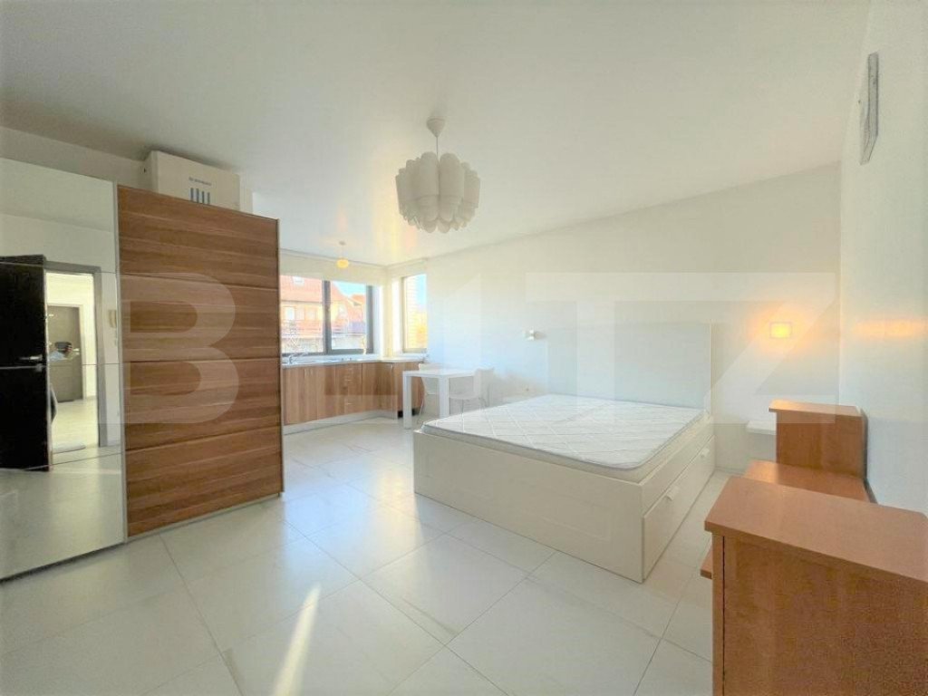 Garsoniera tip studio, 30 mp, imobil nou, zona strazii Obser