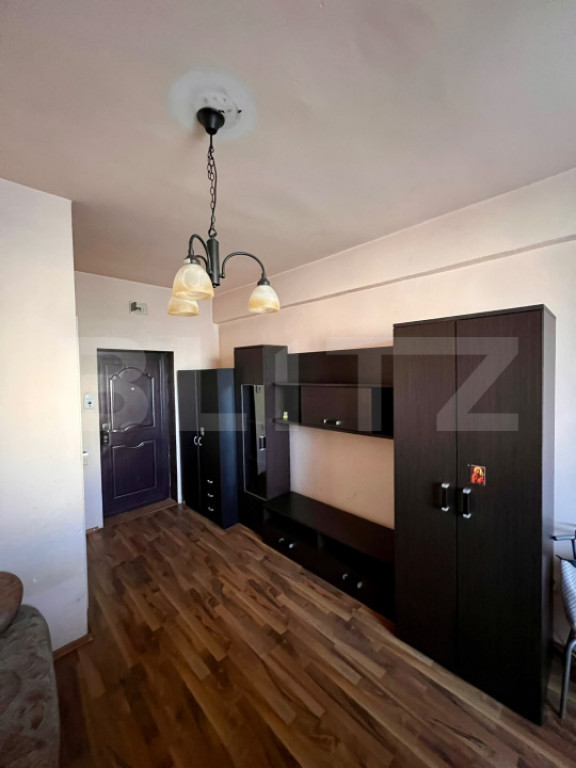 Garsoniera de vanzare, 21 mp, zona Dambul Rotund