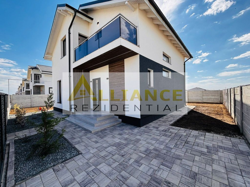 Vila de vanzare-4 camere-teren 390 mp-STR.MIORITA