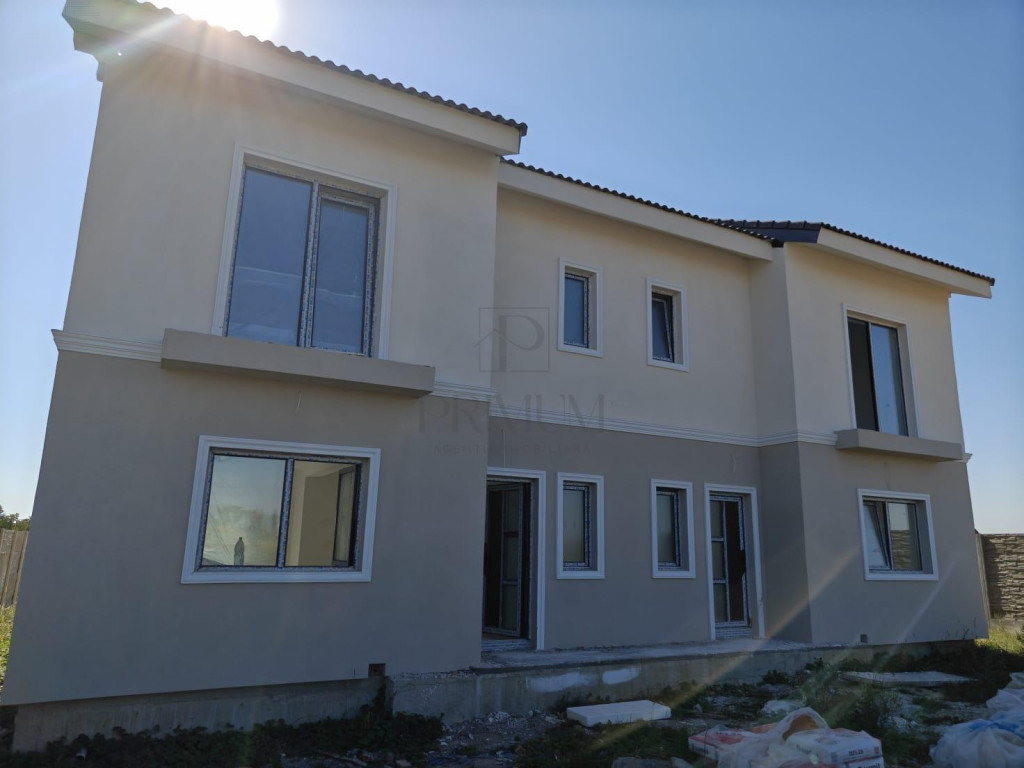 Duplex 3 camere - personalizare interioara - asfalt