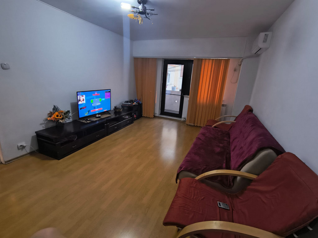 Apartament 4 camere decomandat | Trocadero