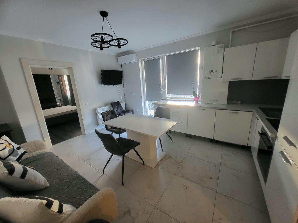 Apartament cu 3 camere de închiriat Floresti - Avram Iancu