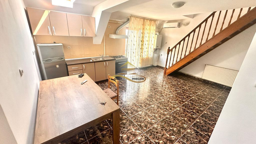 APARTAMENT 4 CAMERE DE VÂNZARE – GRĂDINA CU MAGNOLII, BACĂU