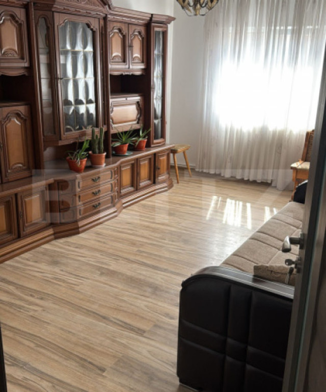 Apartament de închiriat, 62 mp, pe str. Molidului, în Câ