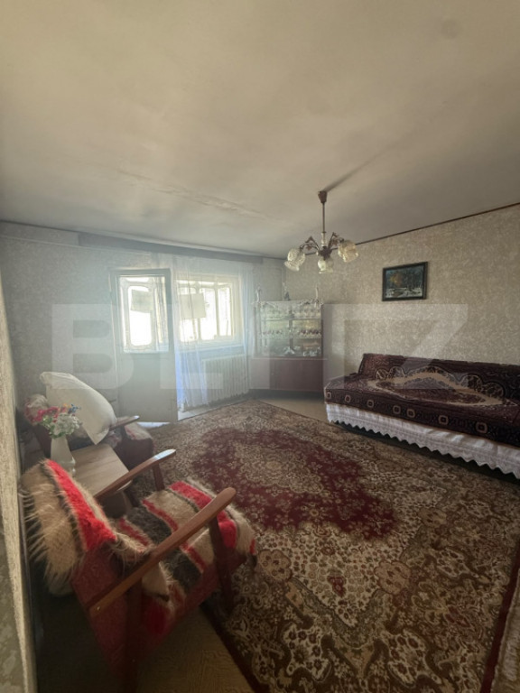 Apartament cu 3 camere, 66 mp, zona Zamca