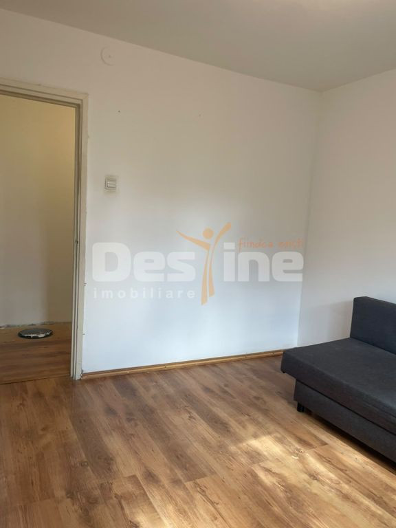 APARTAMENT 2 CAMERE DECOMANDAT RENOVAT