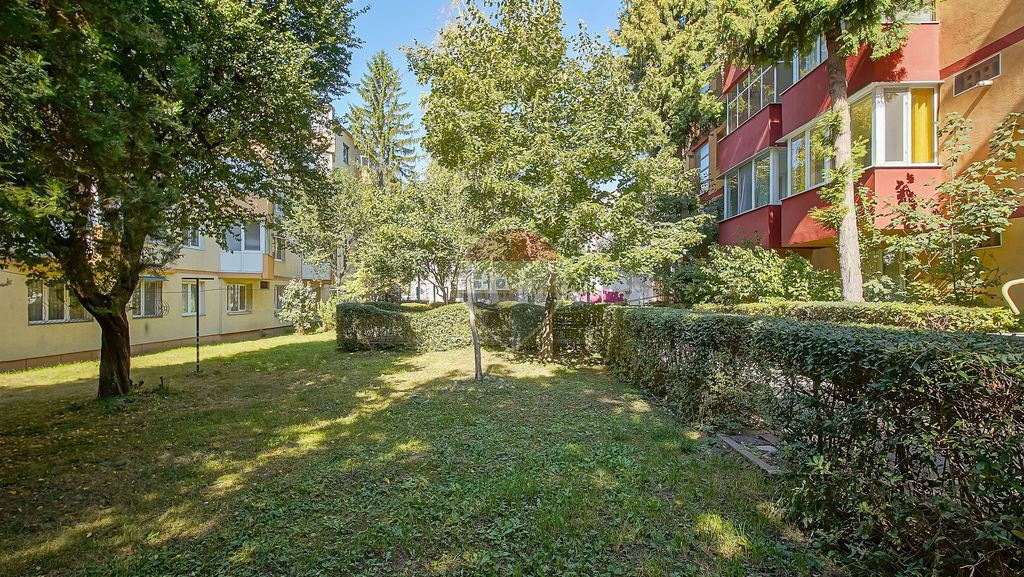 Apartament de două camere langă parc, Centrul Civic