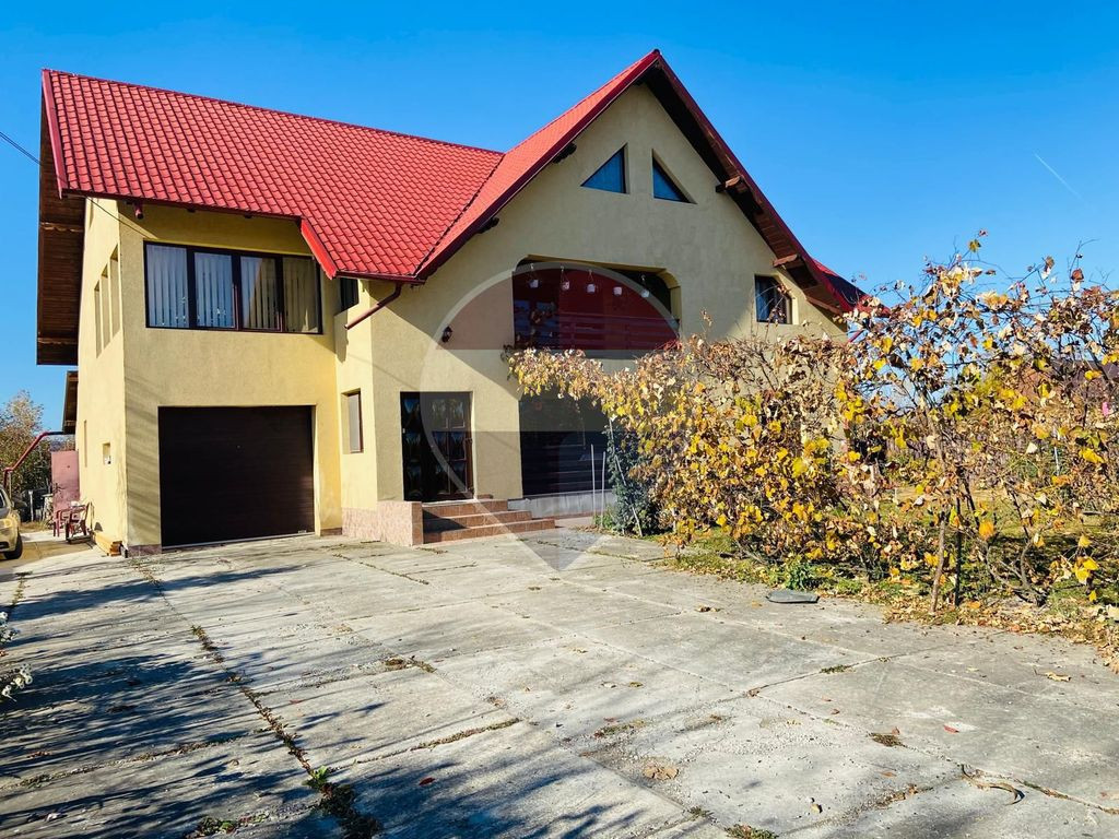 Casa in Mitocul Dragomirnei
