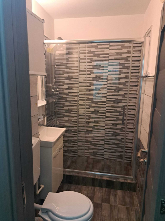 Berceni etaj 5 turnu magurele