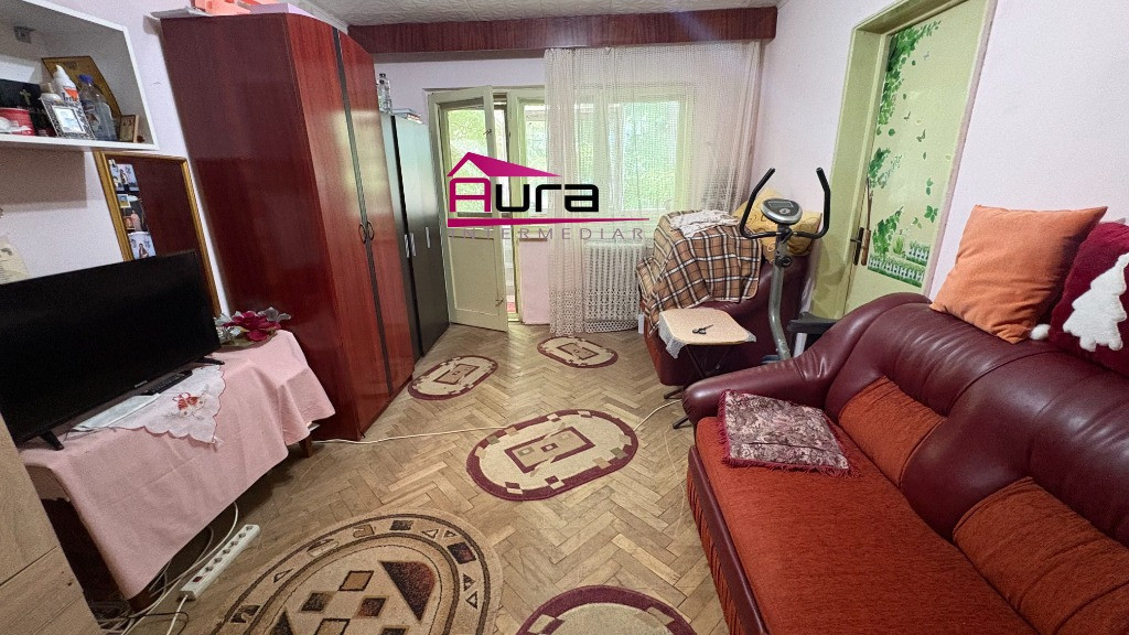Apartament 2 camere zona Str.Isaccei