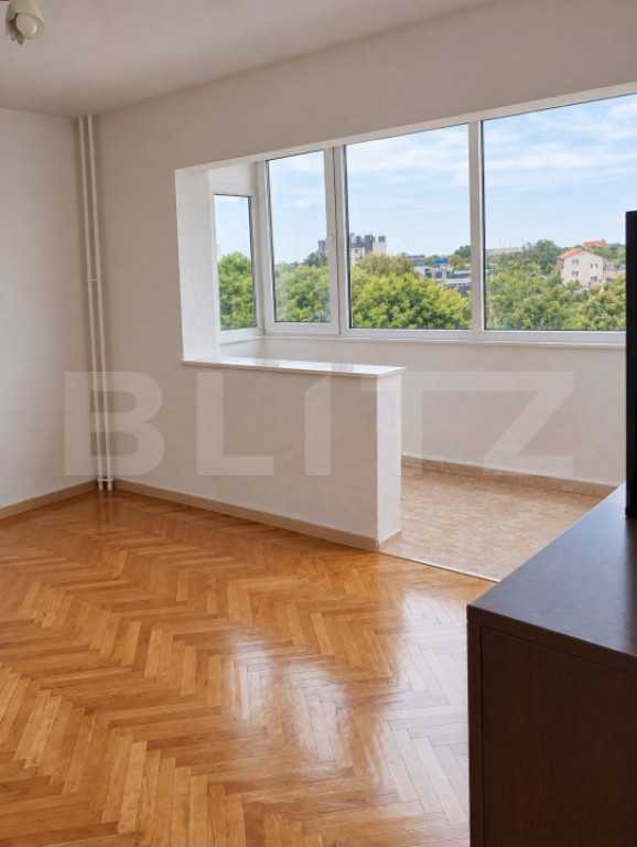Apartament 3 camere, 80 mp, zona Sagului