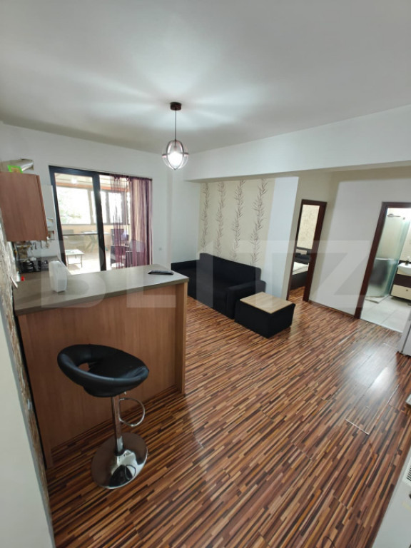 Studio de închiriat | Ultracentral | Terasă acoperită | M