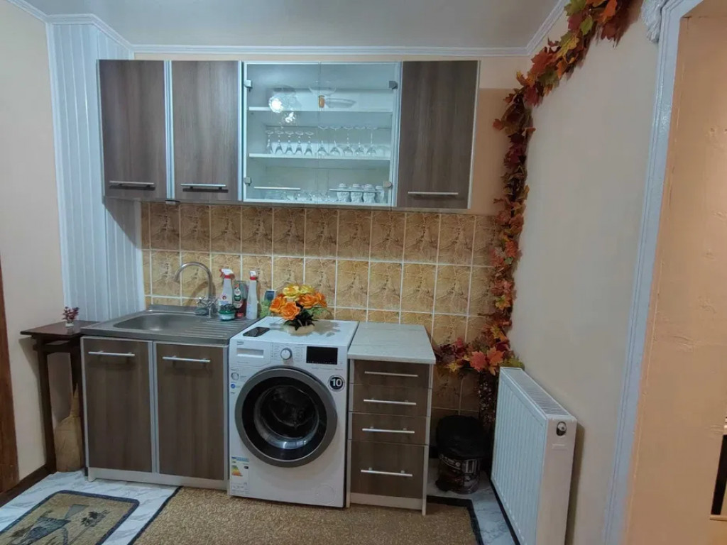 Apartament cu 2 camere decomandate Zona Burdujeni - Scoala Nr.11