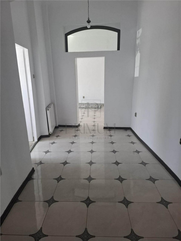 Spatiu pentru birouri si alte activitati, 150 mp, Zona Fa...