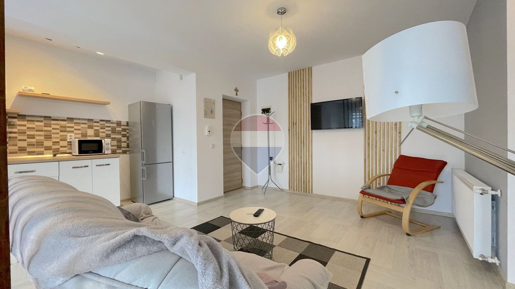 Apartament de închiriat, Sinuhe Residence, Tractorul!