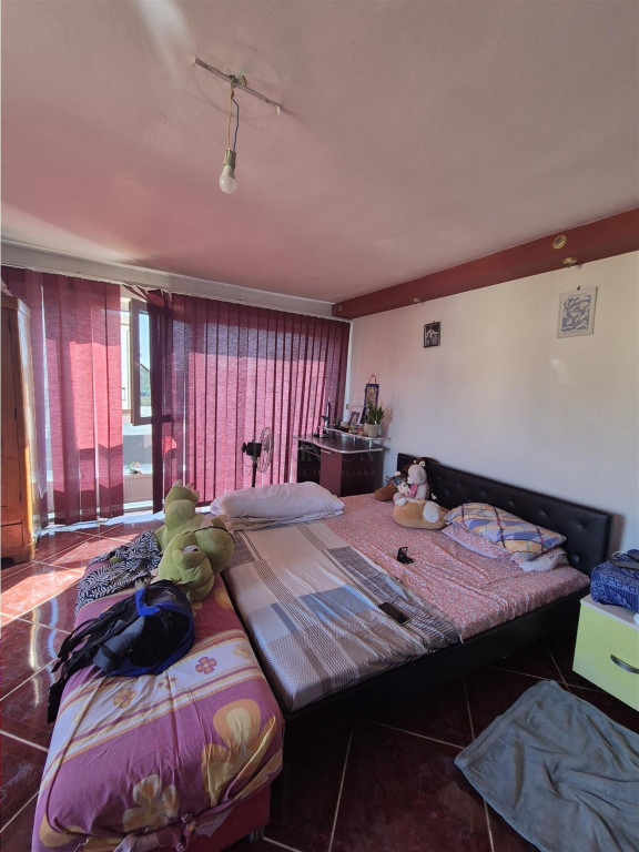 MEHALA - APARTAMENT 2 CAMERE LA VILA - DECOMANDAT - TERASA S