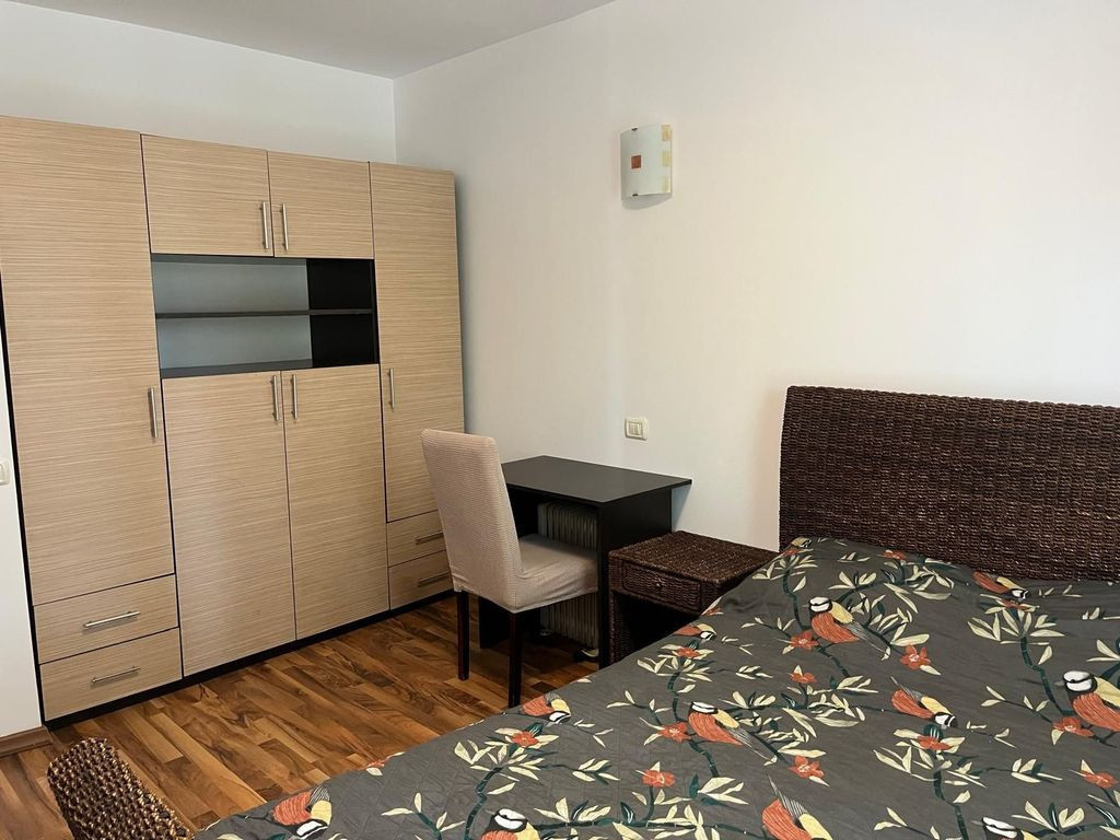 Apartament 2 camere zona Casa de Cultura
