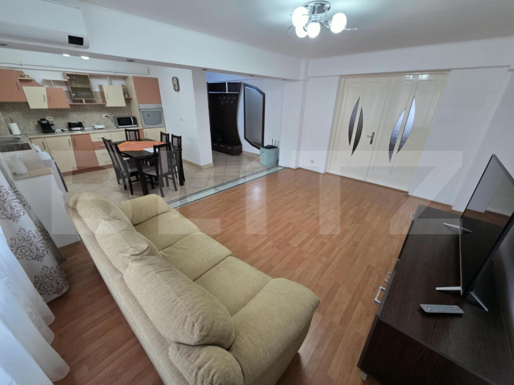 Apartament cu 4 camere de închiriat & condiții complete, U