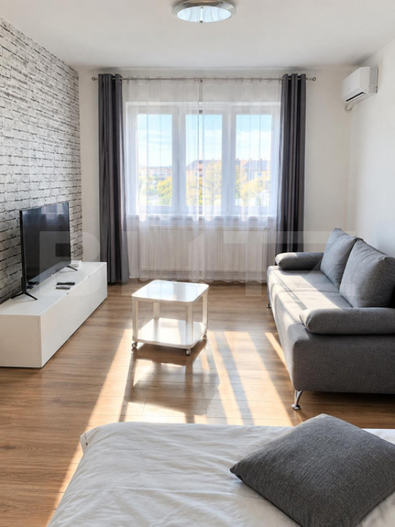 Apartament 41mp. - central, etaj 2.