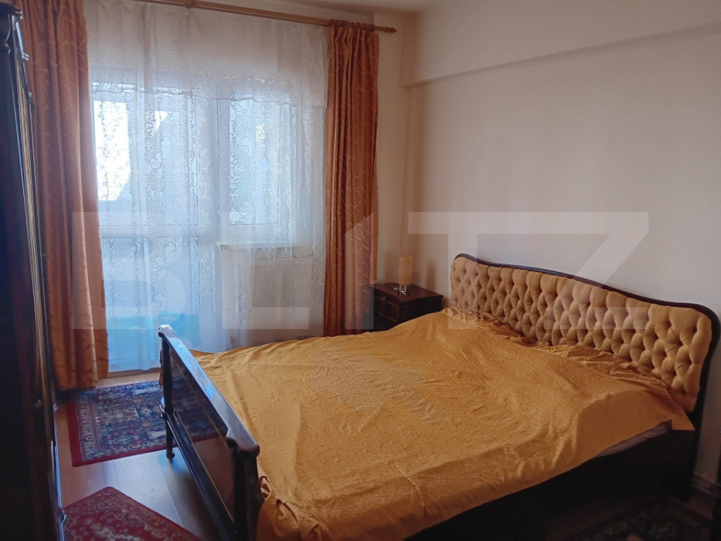 Apartament 3 camere, 63 mp. etaj intermediar, Zorilor