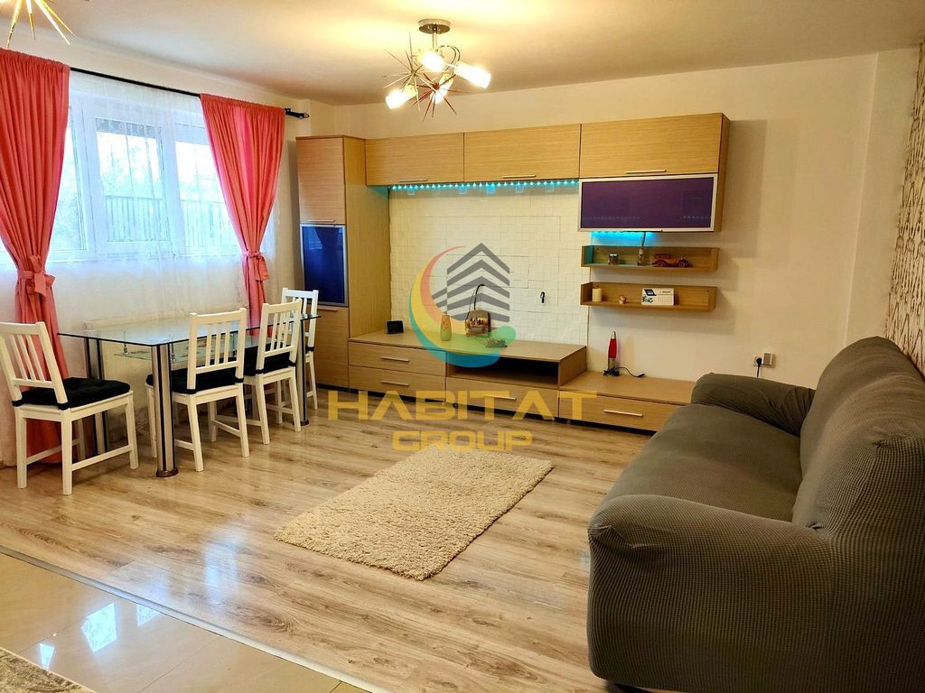 Vanzare apartament 3 camere mobilat utilat cu loc de parcare Str Sf Agnes