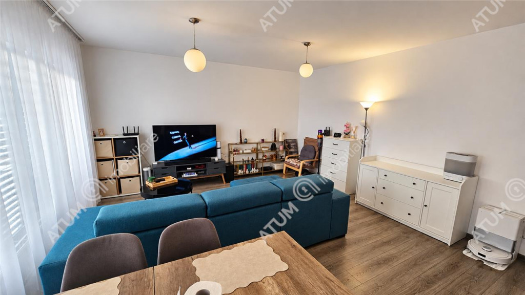 Apartament 3 camere etajul 1 si 2 locuri de parcare zona Arh