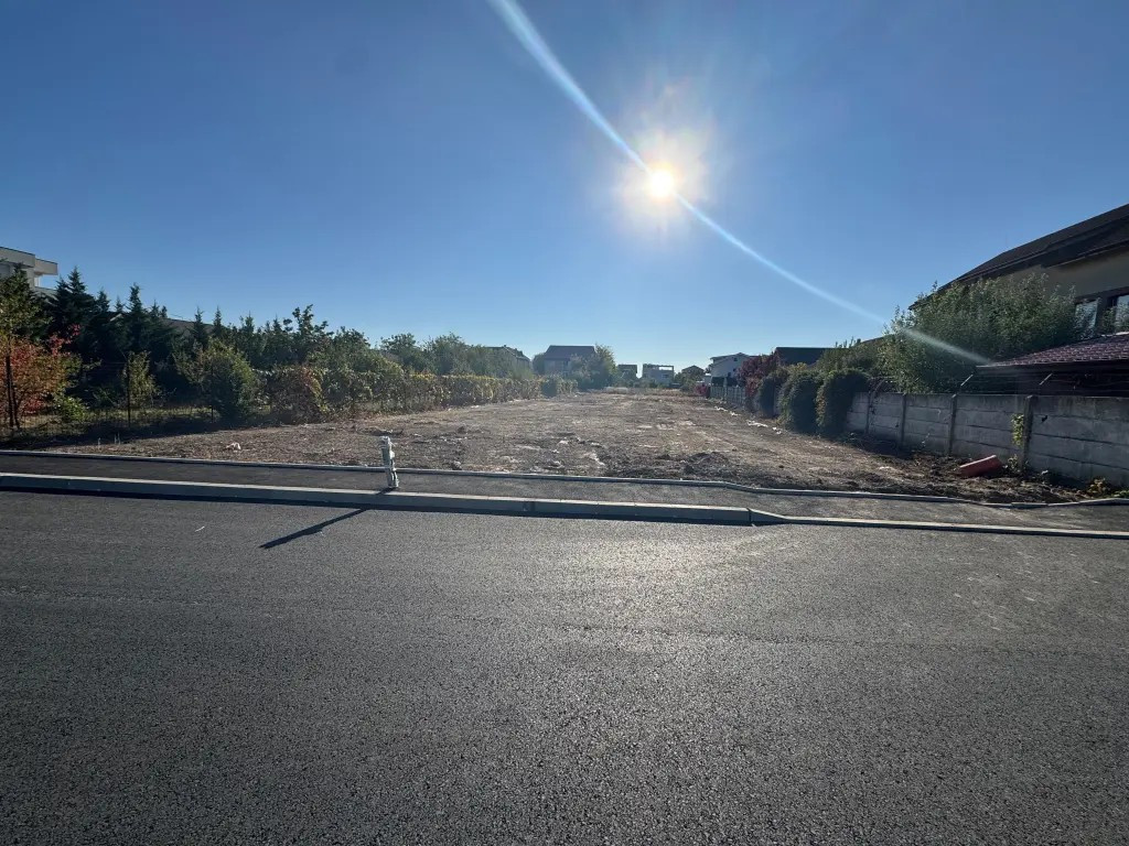 Teren de vanzare Voluntari Matei Millo 2000 mp Strada Macilor 10500 mp