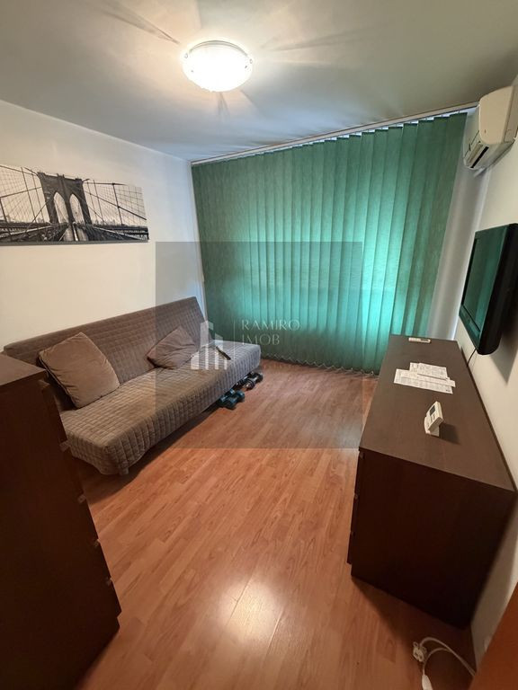 2 camere decomandat / Centrala proprie/confor 1