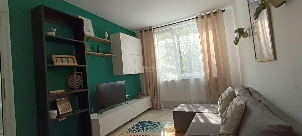 Apartament 2 cam decoamndat Parter M19