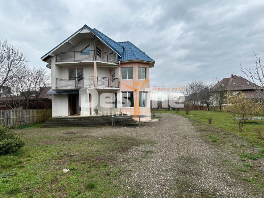 Vila pretabila Pensiune/Cresa/Azil Fermelor 300mp 415.000€
