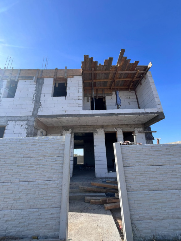 Casa individuala P+1, 150 mp, teren 330 mp zona Smart Pub