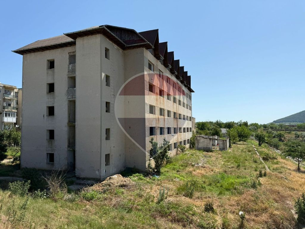 Bloc P+4 de vanzare, 40 apartamente | BABADAG | Tulcea - Constanta