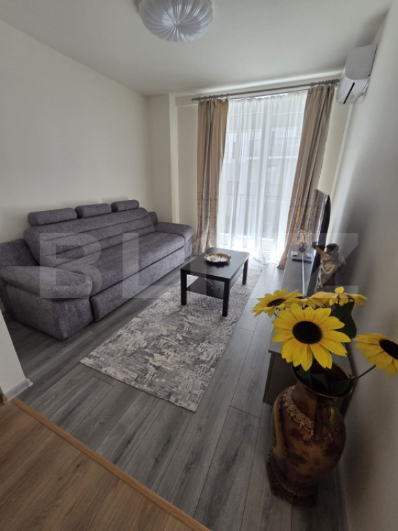 Apartament 3 camere, 71 mp, zona Aradului