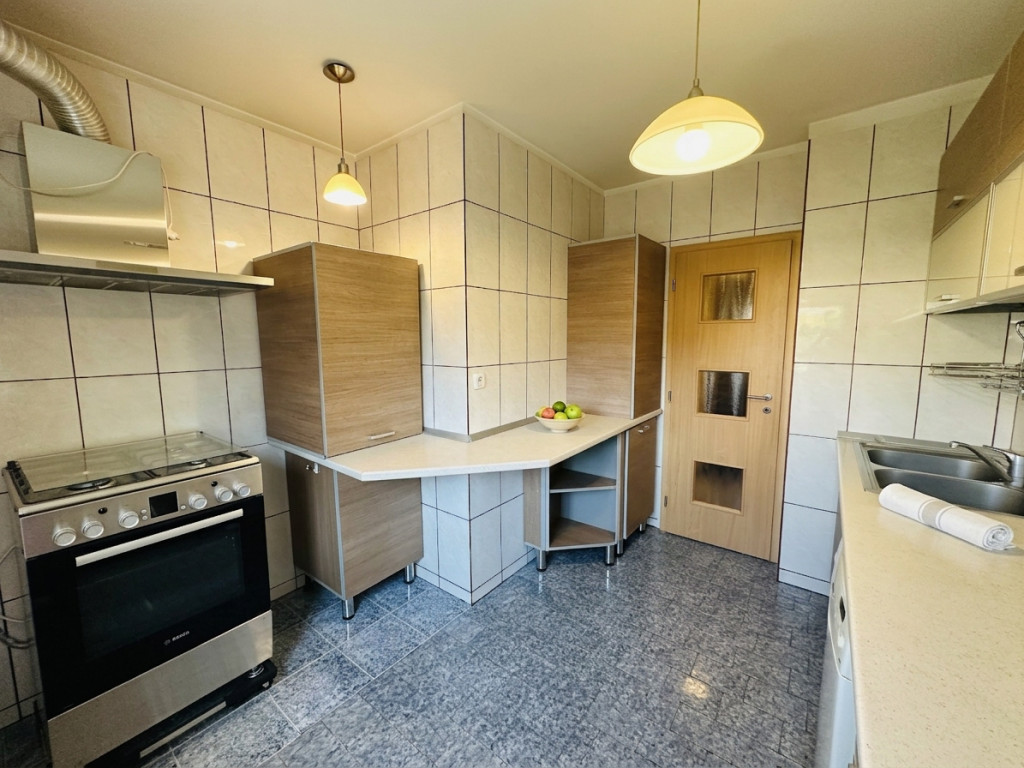 Apartament 3 camere - Apusului - Metrou Pacii