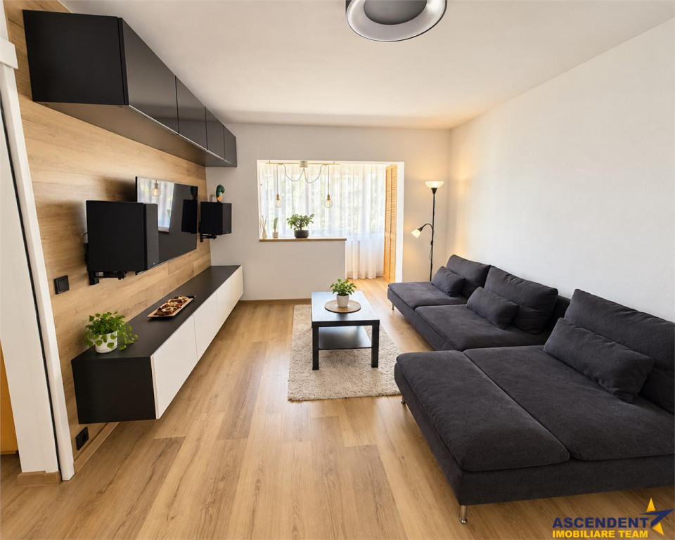 Imobil 2 camere, decomandat, complet renovat 2024, Grivitei,