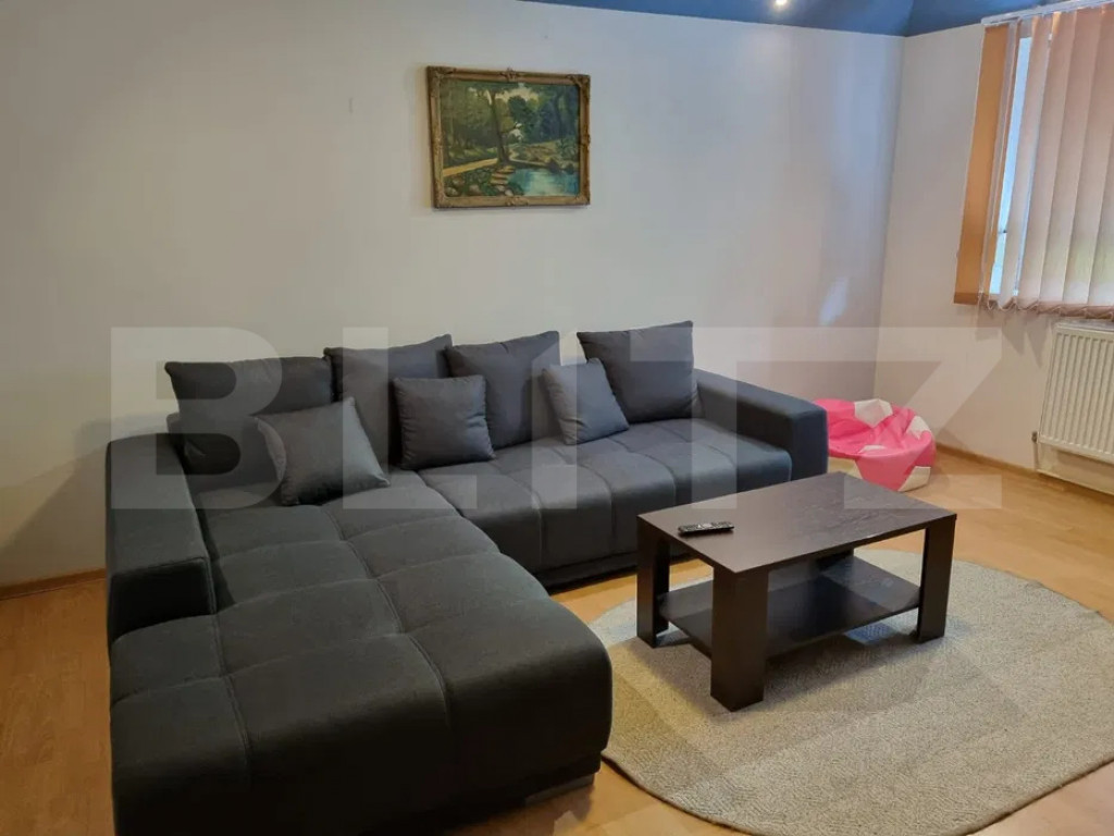 Apartament cu 3 camere, 74 mp, zona Blocuri - Campia Turzii
