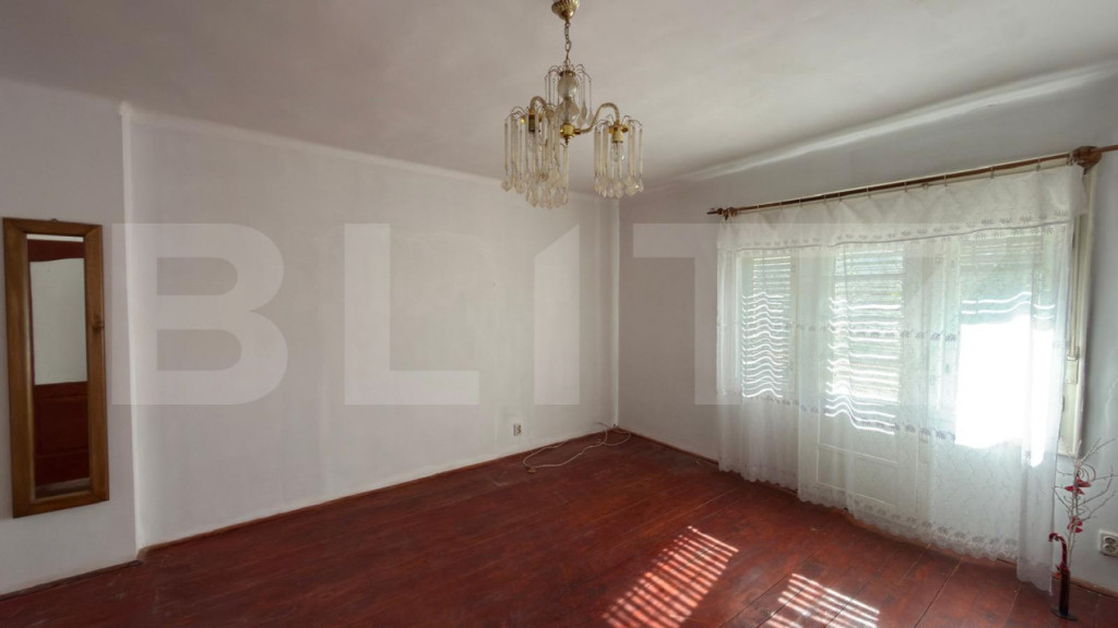 Casa de vanzare, 130 mp, 252 mp teren, zona Aurel Vlaicu