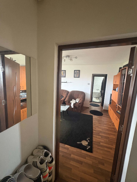 Apartament de 2 camere zona ASTRA ,str Saturn,