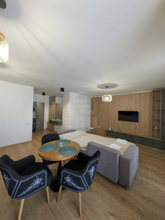 Apartament modern cu 2 camere de închiriat în Florești – Eroilor